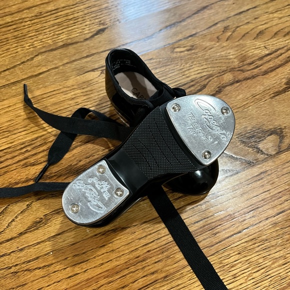 Jr. Tyette Tap Shoe child. Child 6 1/2 - Picture 2 of 2